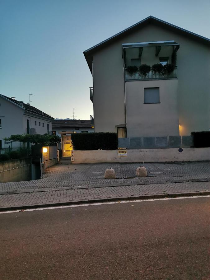 Apartamento Residenza Le Torri Tirano Exterior foto
